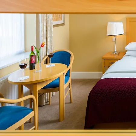 Bay Hotel