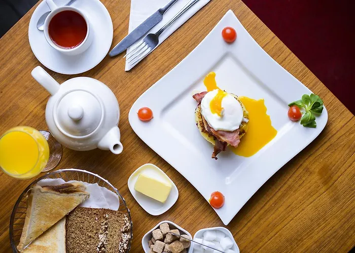 丁格尔湾大酒店 酒店 丁格尔